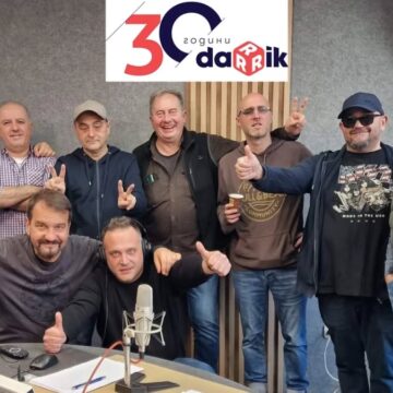 753343922_1638910534713957_2823900059150056230_n МЕДИЙНАТА ОМЕРТА: КОЙ КУПУВА ТИШИНАТА В „ДАРИК“ И ЗАЩО СВОБОДАТА НА СЛОВОТО У НАС СВЪРШВА ТАМ, КЪДЕТО ЗАПОЧВА „ПРОГРАМНОТО ВРЕМЕ“