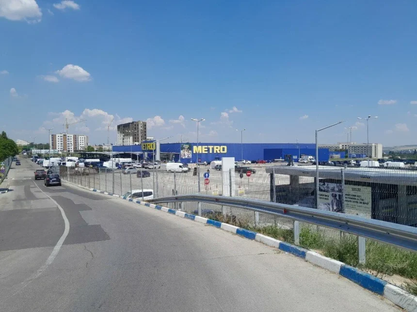 XXXL (1) Корпоративният мираж на МЕТРО: Зад милиардния оборот и кухите цифри се крие тежък заговор срещу малкия бизнес ПОТРЕСАВАЩИ ФАКТИ!