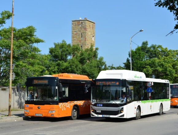 Yutong_ZK6126HGA_&_BMC_Procity_CNG МИЛИОНИ В МЪГЛАТА: КАК СТОЛИЧНИЯТ АВТОТРАНСПОРТ ТРАНСФОРМИРА ПУБЛИЧНИЯ БЮДЖЕТ В ЧАСТНИ ДОГОВОРИ ПОД СЯНКАТА НА БЮРОКРАТИЧНИЯ КОНТРОЛ