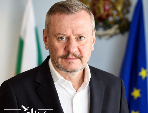 МИНИСТЪРЪТ НА КУЛТУРАТА ЕВТИМ МИЛОШЕВ ЕКСКЛУЗИВНО ПРЕД СВОБОДНИЯ КАНАЛ: ПАМЕТНИКЪТ НА ШИПКА Е КАТЕДРАЛА НА НАШЕТО ДОСТОЙНСТВО, НО ГОДИНИТЕ НА МЪЛЧАНИЕ ОСТАВЯТ БЕЛЕЗИ