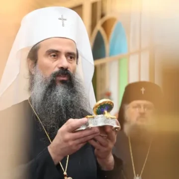 9c5401f030d7cb278a497508b2e08ba8 СКАНДАЛ НА СИНОДА: Защо патриарх Даниил мълчи за сатанинските извращения в Петрохан, докато бродещите сектантски демони разкъсват българските деца?!