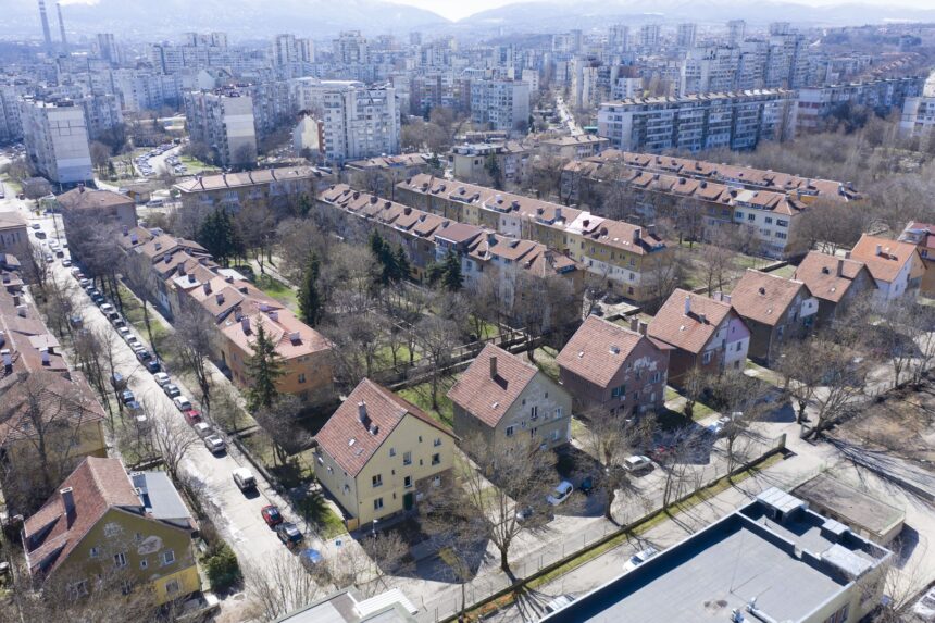 ilinden-1 Сметката пак е за софиянци: как погазването на ЗОП в район „Илинден“ отваря пътя за тежки евросанкции